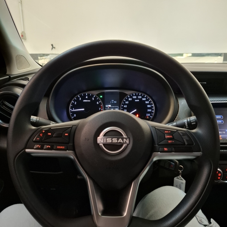 nissan kicks 1.6 16v flexstart sense xtronic flex 4p automatico 2024