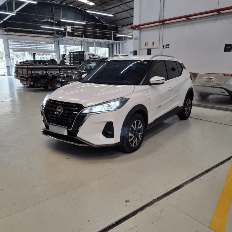 nissan kicks 1.6 16v flexstart sense xtronic flex 4p automatico 2024