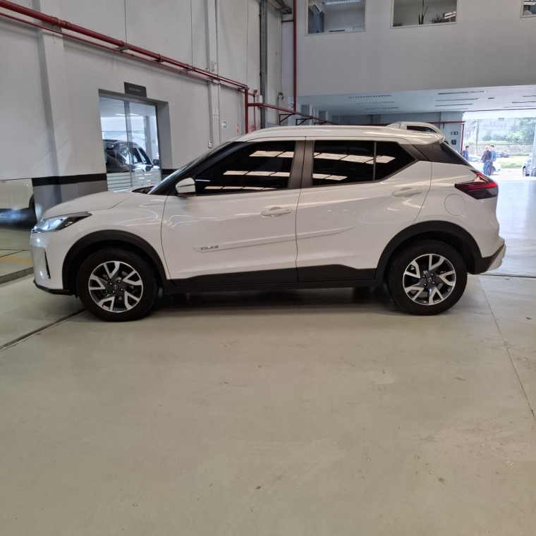 nissan kicks 1.6 16v flexstart sense xtronic flex 4p automatico 2024