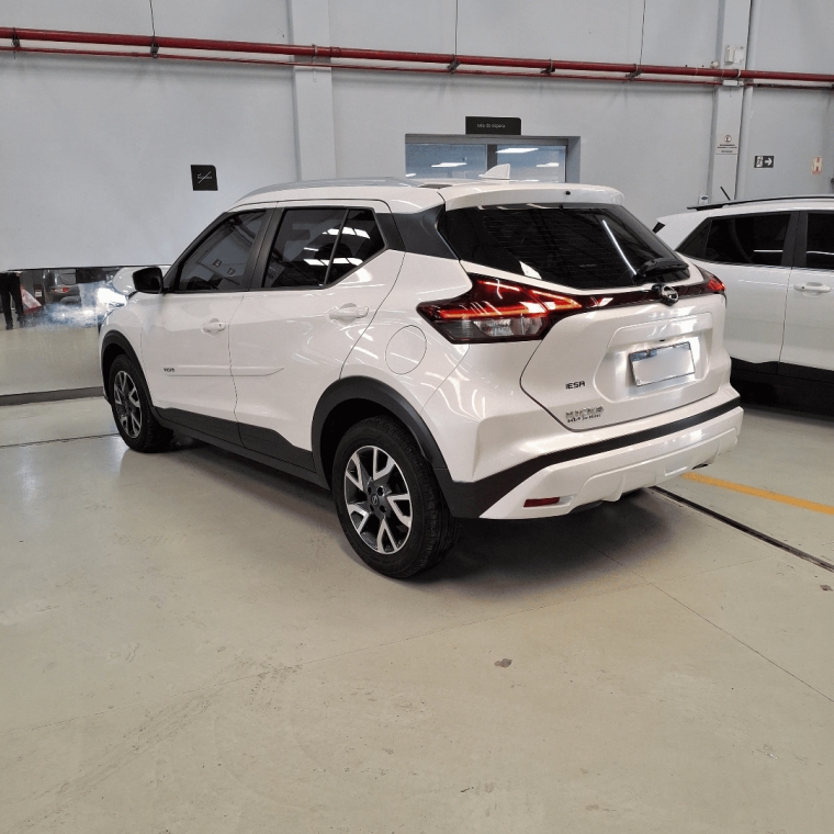 nissan kicks 1.6 16v flexstart sense xtronic flex 4p automatico 2024