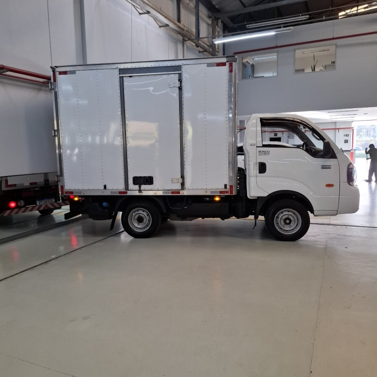 kia bongo 2.5 td diesel std cs 4x4 manual 2p 2024