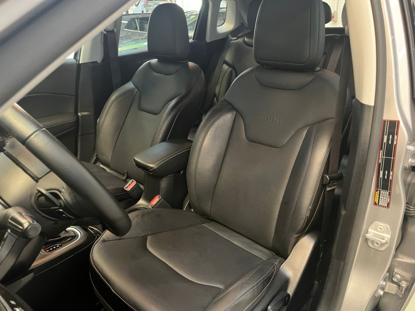 jeep compass 2.0 16v flex longitude automatico 1.9 4p 2020
