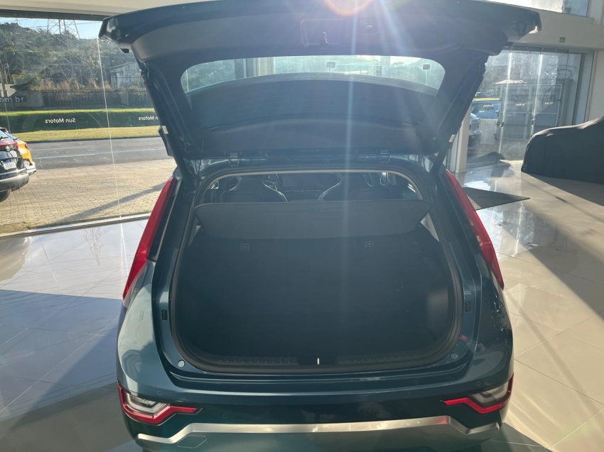 kia niro 1.6 gdi hev sx prestige dct hibrido 4p automatico 2025
