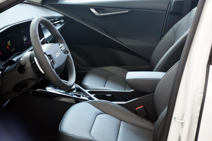 kia niro 1.6 gdi hev sx prestige dct hibrido 4p automatico 202712