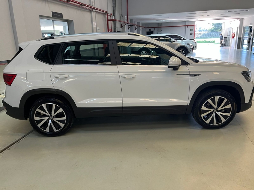 volkswagen taos 1.4 250 tsi total flex highline automatico 4p 2022