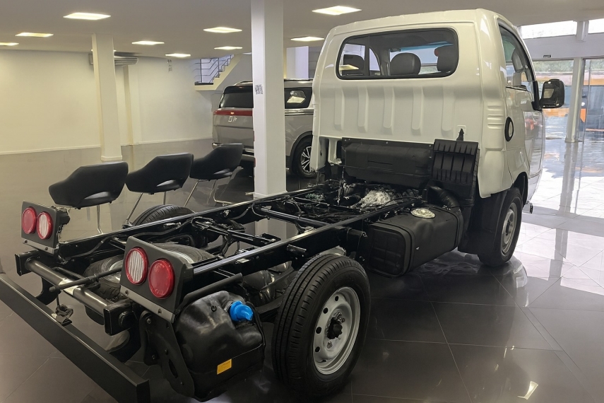kia bongo 2.5 td diesel std cs 4x4 manual 2p 2026