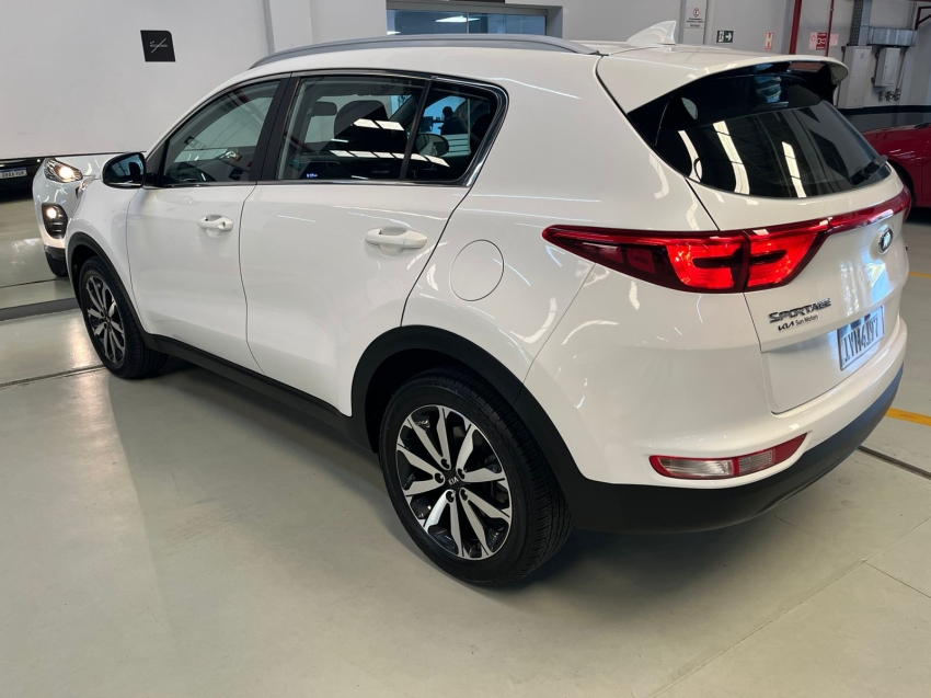 kia sportage 2.0 lx 4x2 16v flex 4p automatico 20186