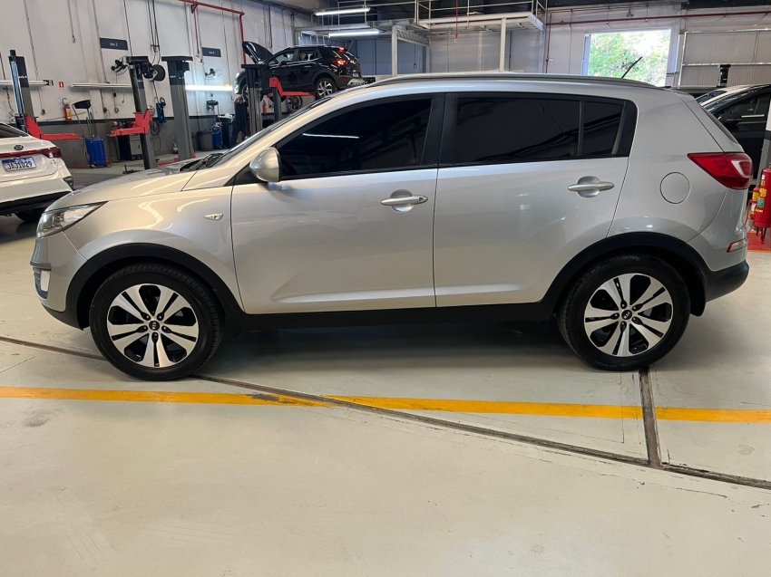 kia sportage 2.0 lx 4x2 16v flex 4p automatico 20148