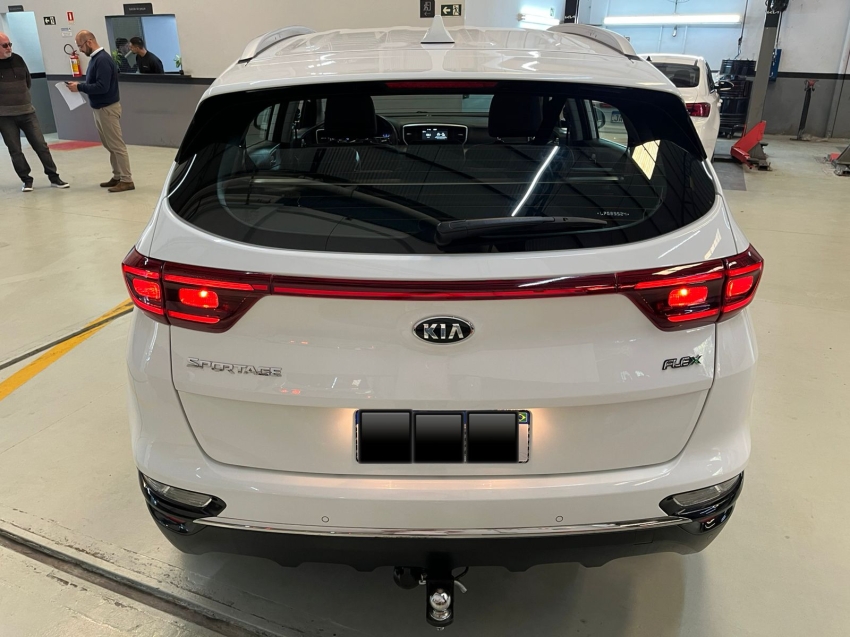 kia sportage 2.0 lx 4x2 16v flex 4p automatico 20204