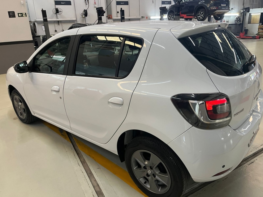 renault sandero 1.0 expression 16v flex 4p manual 20175