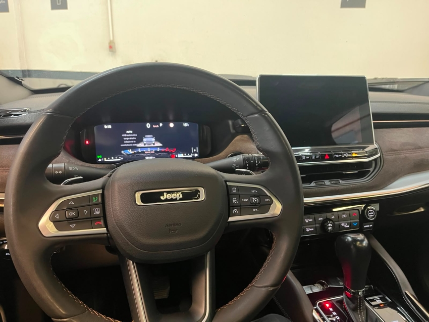 jeep commander 2.0 td380 turbo diesel overland at9 4p automatico 20229