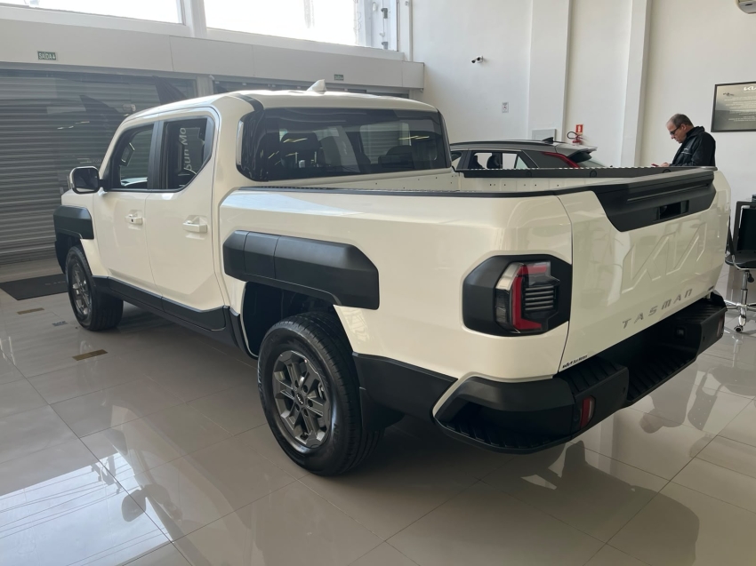 kia tasman 2.2 turbo diesel gl 4x4 automatico 4p 20273