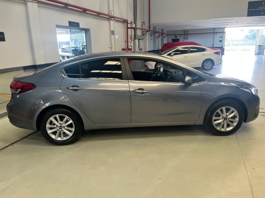 kia cerato 1.6 sx 16v flex 4p automatico 20195