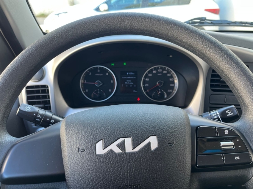 kia bongo 2.5 td diesel std cs 4x4 manual 2p 20277