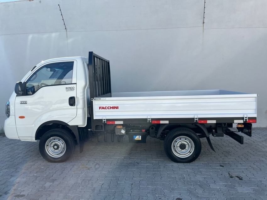 kia bongo 2.5 td diesel std cs 4x4 manual 2p 20273