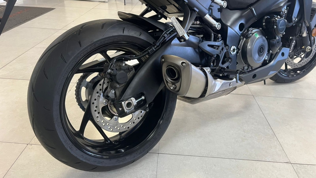 suzuki gsx-s 1000 abs gasolina manual 2025