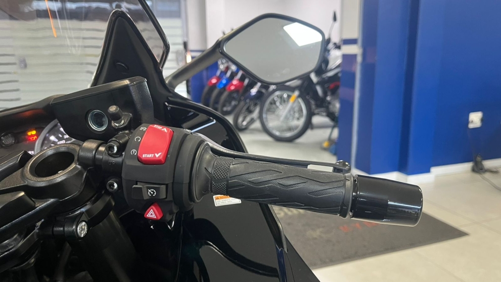 suzuki hayabusa gsx 1300r abs 1300 gasolina manual 2025