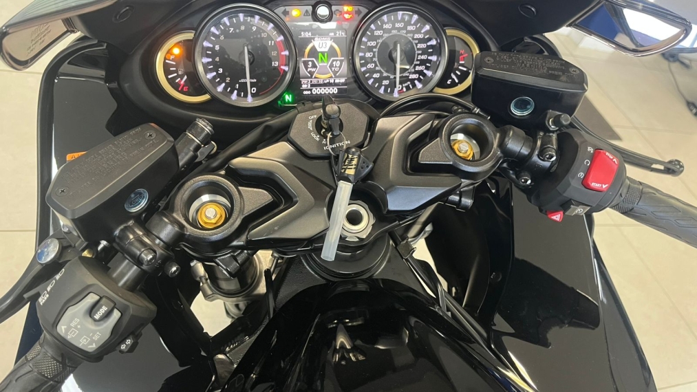 suzuki hayabusa gsx 1300r abs 1300 gasolina manual 2025