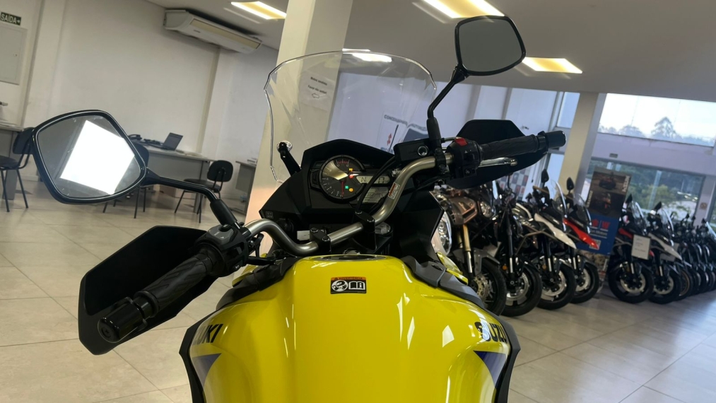 suzuki v-strom 650 xt gasolina manual 2025