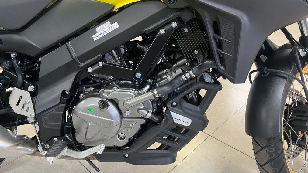 suzuki v-strom 650 xt gasolina manual 2025