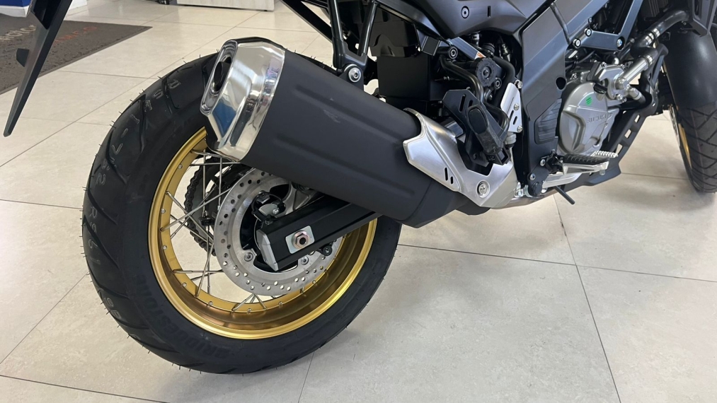 suzuki v-strom 650 xt gasolina manual 2025