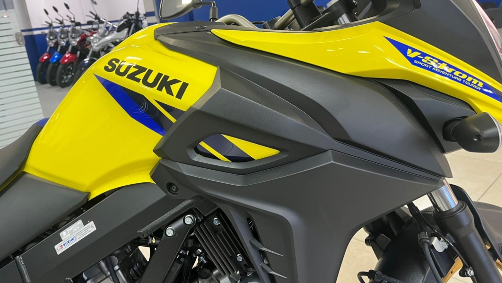 suzuki v-strom 650 xt gasolina manual 2025