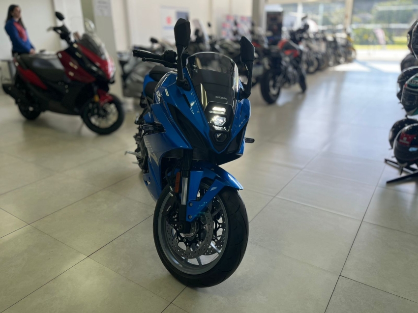 suzuki gsx-8r abs 800 gasolina manual 2026