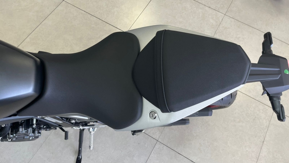 suzuki gsx-8r abs 800 gasolina manual 2026