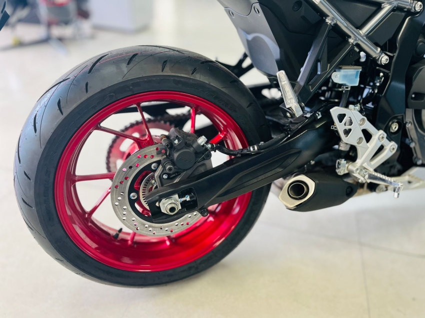 suzuki gsx-8r abs 800 gasolina manual 2026