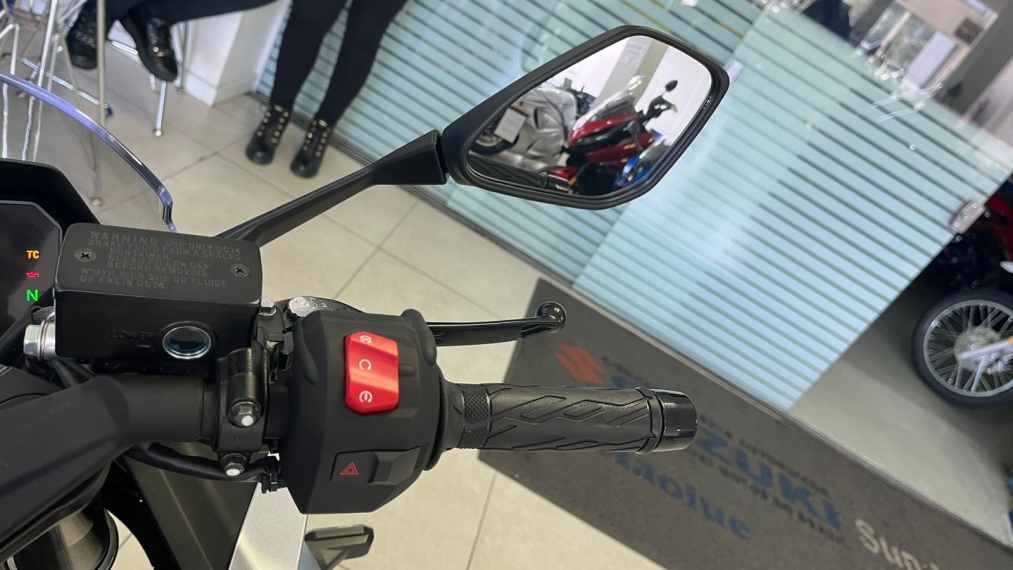 suzuki gsx-8r abs 800 gasolina manual 2026