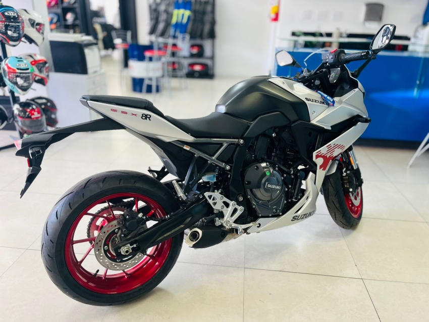 suzuki gsx-8r abs 800 gasolina manual 2026
