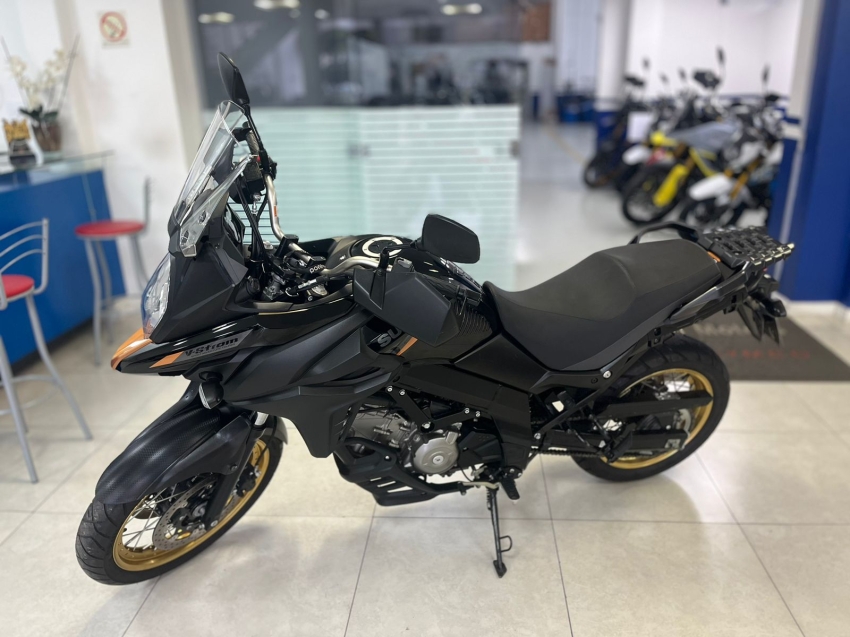 suzuki v-strom 650 xt 645 gasolina automatico 2025