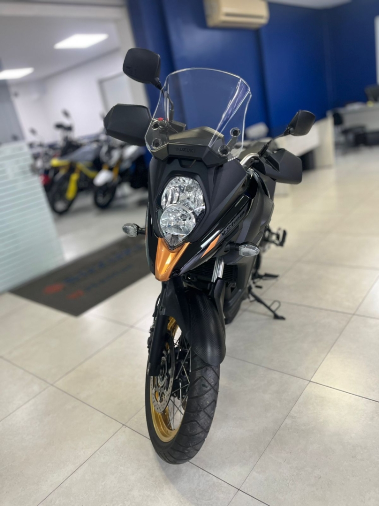 suzuki v-strom 650 xt 645 gasolina automatico 2025 suzuki v-strom 650 xt 645 gasolina automatico 2025