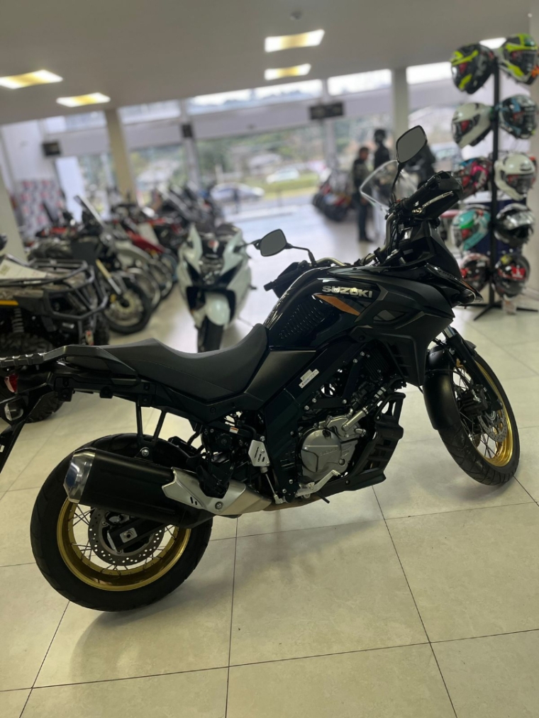 suzuki v-strom 650 xt 645 gasolina automatico 2025