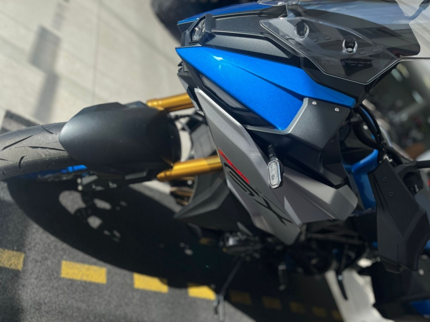 suzuki gsx-s 1000 gx 999 gasolina manual 2026