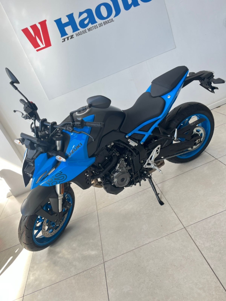 suzuki gsx-8s naked 776 gasolina manual 2026