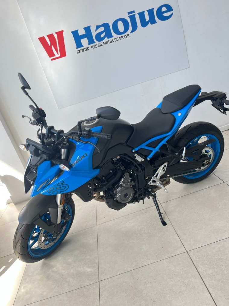 suzuki gsx-8s naked 776 gasolina manual 2026