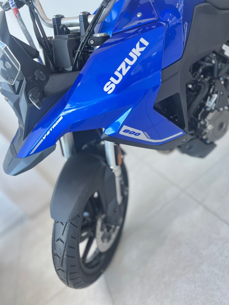 suzuki v-strom 800 adventure gasolina manual 2025