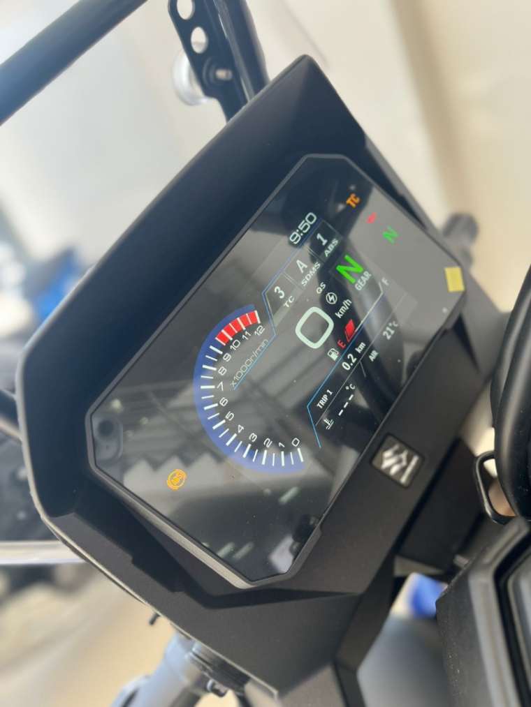 suzuki v-strom 800 de gasolina manual 2025