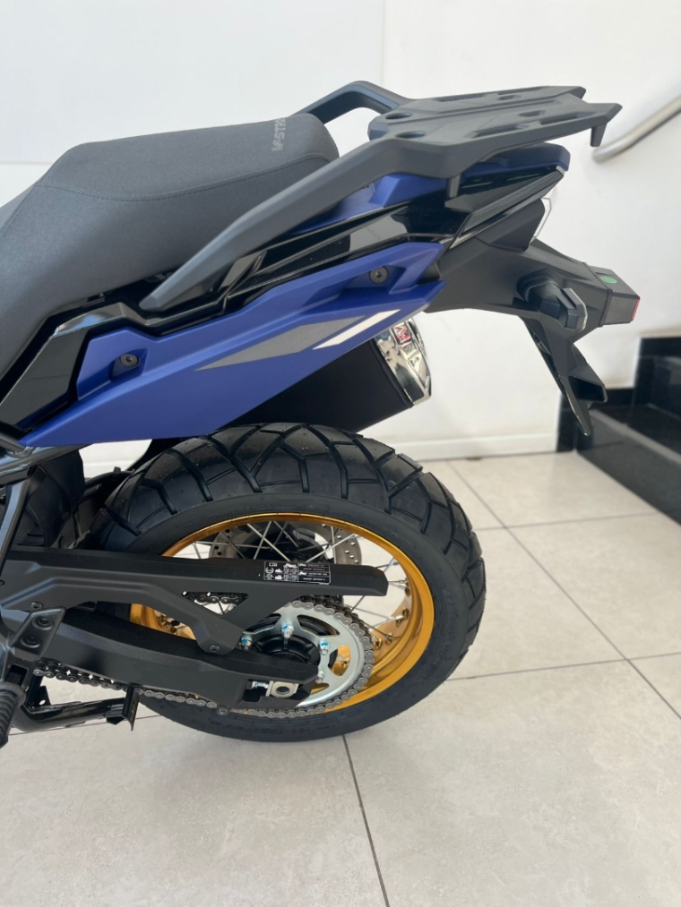 suzuki v-strom 800 de gasolina manual 2025