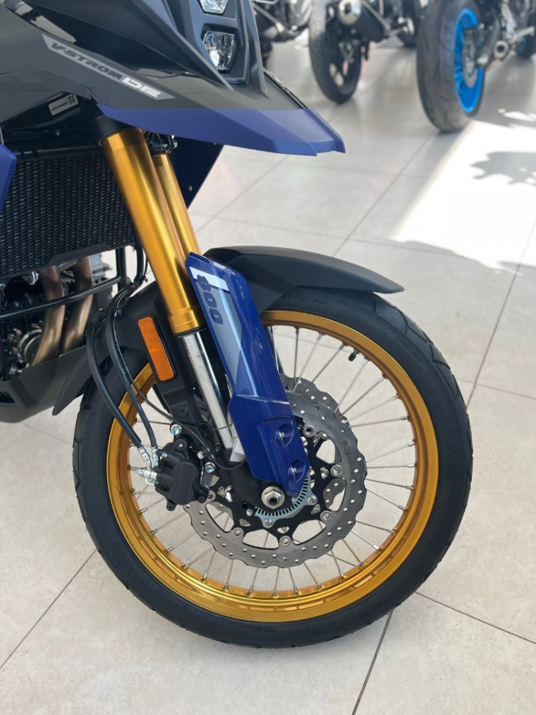 suzuki v-strom 800 de gasolina manual 2025