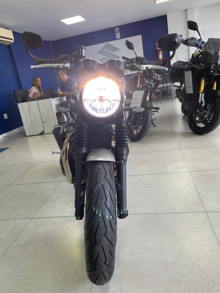 triumph speed twin 900 gasolina 20202