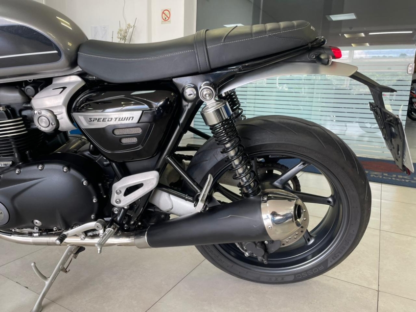 triumph speed twin 900 gasolina 20209