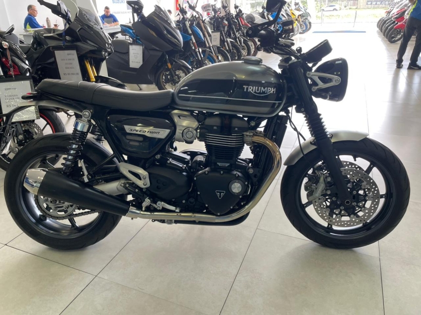 triumph speed twin 900 gasolina 20207