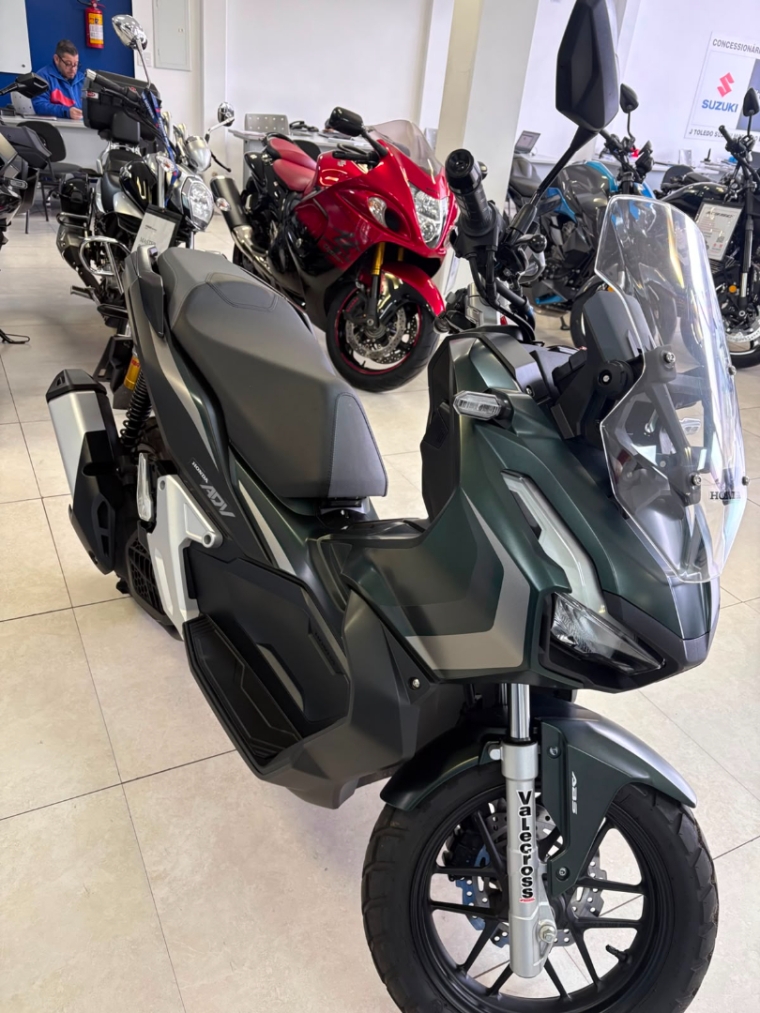 honda adv 150 gasolina automatico 20247