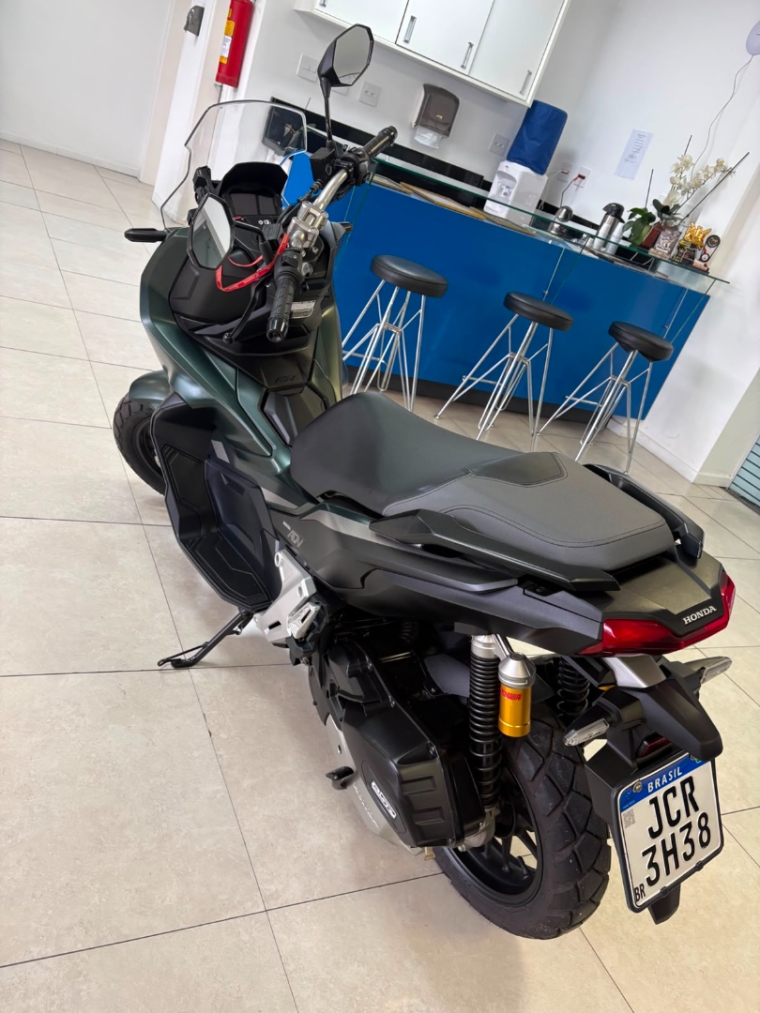 honda adv 150 gasolina automatico 20243