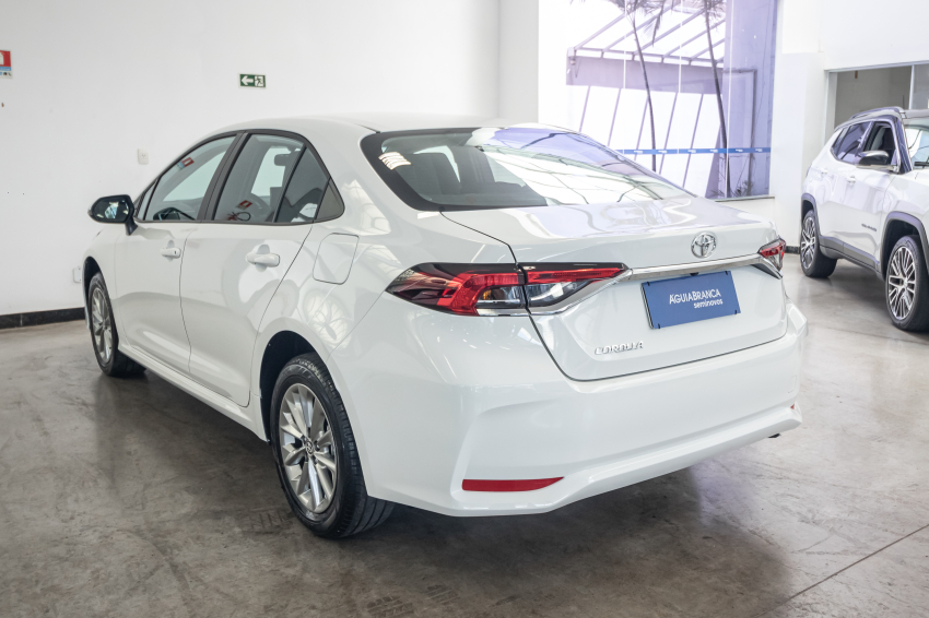 Carro Toyota COROLLA
