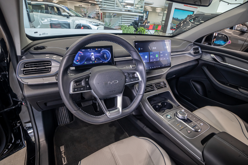 BYD KING 1.5 DM-I PHEV GL AUTOMÁTICO 14