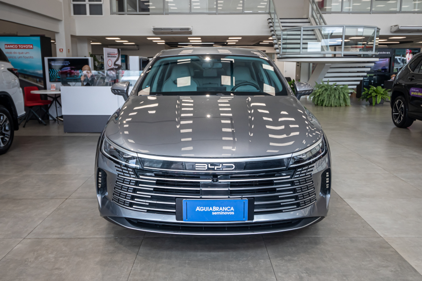 BYD KING 1.5 DM-I PHEV GL AUTOMÁTICO 3