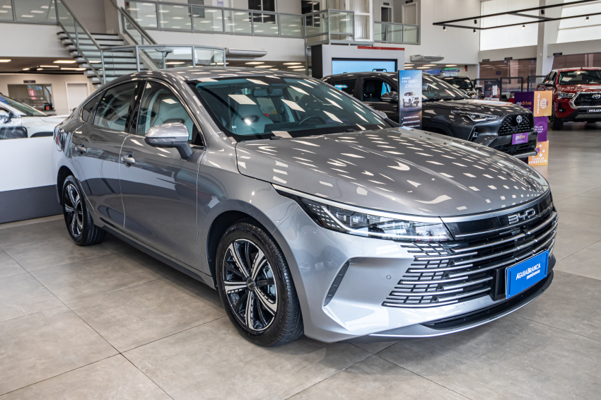 BYD KING 1.5 DM-I PHEV GL AUTOMÁTICO 5